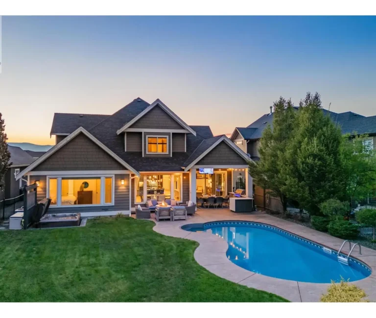 Kelowna suburban home in Kettle Valley, mortgage approval provided by The HomeHappy Team @ Canadian Mortgage Experts