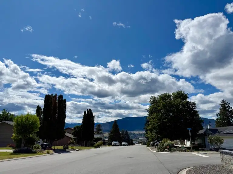 Home financed on Redlands road in Penticton by The HomeHappy Team @ Canadian Mortgage Experts
